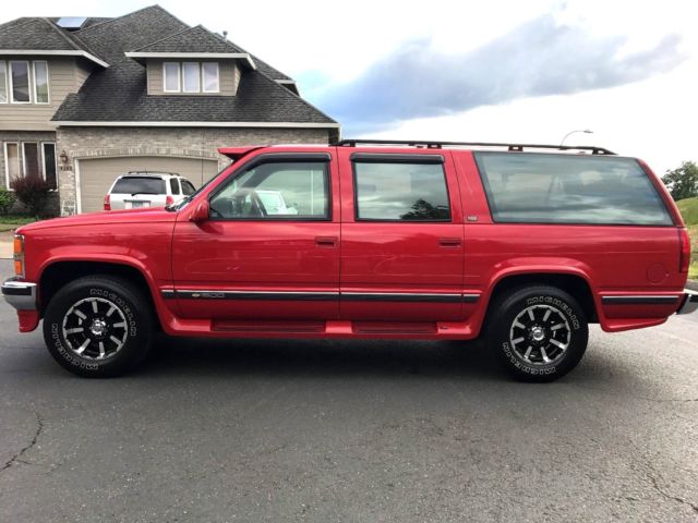 1993 Chevrolet Suburban Silverado trail Boss Suburban Only99k Actual miles - photo 2