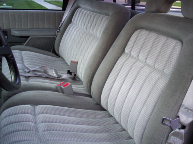 1993 Chevrolet C/K Pickup 1500 - photo 12