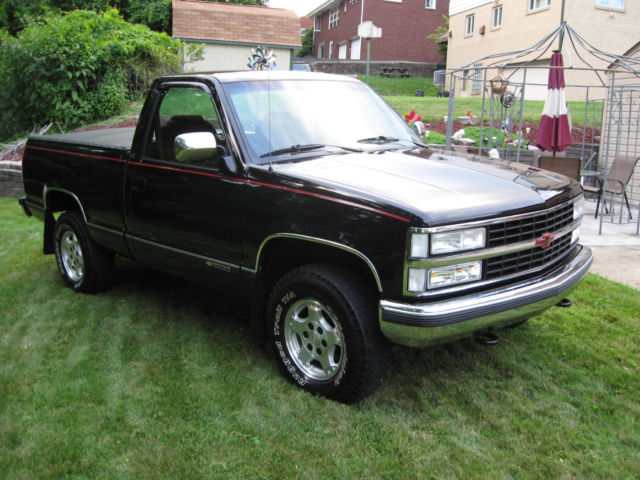 1993 Chevrolet C/K Pickup 1500 - photo 3