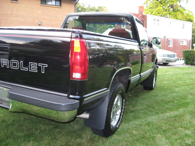 1993 Chevrolet C/K Pickup 1500 - photo 8