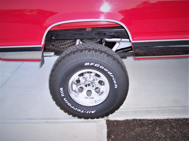 1993 Chevrolet C/K Pickup 1500 Silverado Reg. Cab, Short Box - photo 12