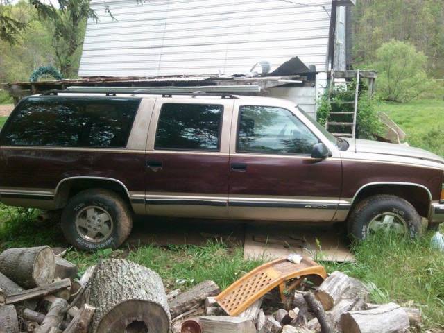 1993 Chevrolet Suburban - photo 3