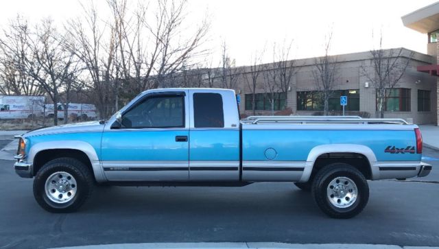 1993 Chevrolet C/K Pickup 2500 Silverado - photo 2