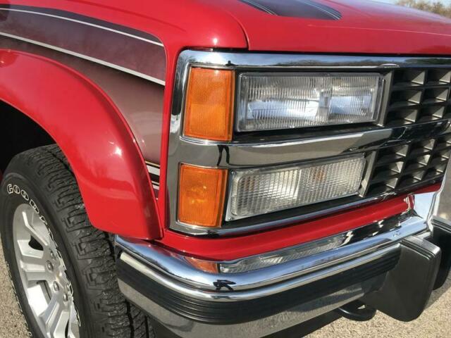 1993 Chevrolet Blazer 4 x 4 "RUST FREE" Pristine Condition!! - photo 10