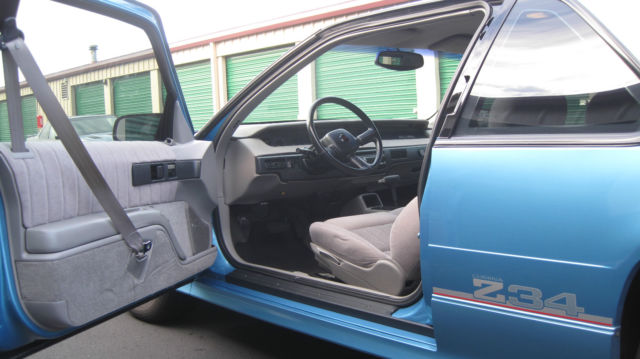 1993 Chevrolet Lumina - photo 3
