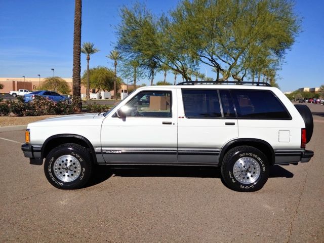 1993 Chevrolet Blazer RUST FREE S10 TAHOE 4X4 VORTEC V6 - photo 2