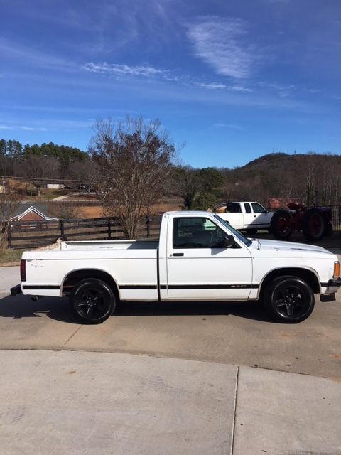 1993 Chevrolet S-10 Tahoe - photo 3