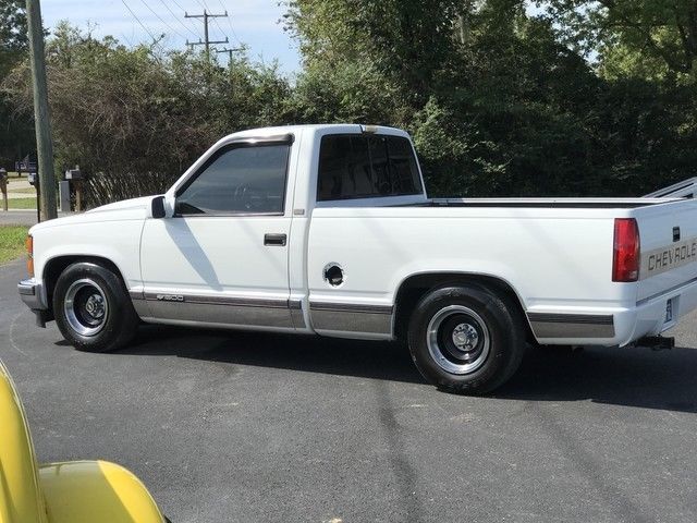 1993 Chevrolet C/K Pickup 1500 - photo 8