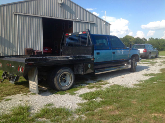 1993 Chevrolet C/K Pickup 3500 - photo 2