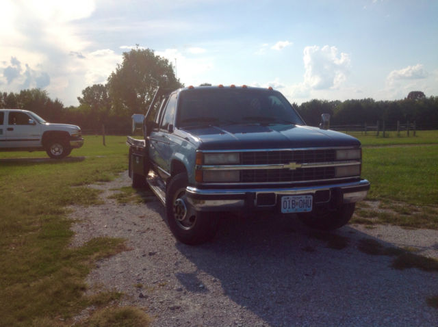 1993 Chevrolet C/K Pickup 3500 - photo 3