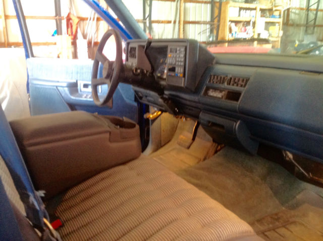 1993 Chevrolet C/K Pickup 3500 - photo 6