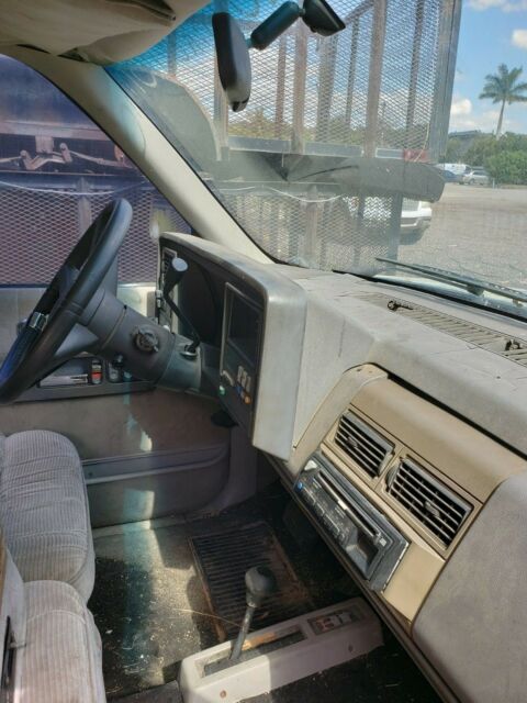 1993 Ford F-150 Chevy Silverado 3500 (Not F-150) - photo 8