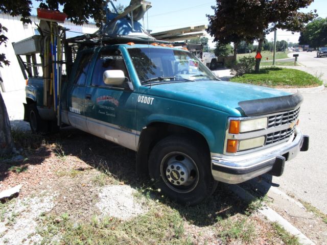 1993 Chevrolet C/K Pickup 3500 - photo 2