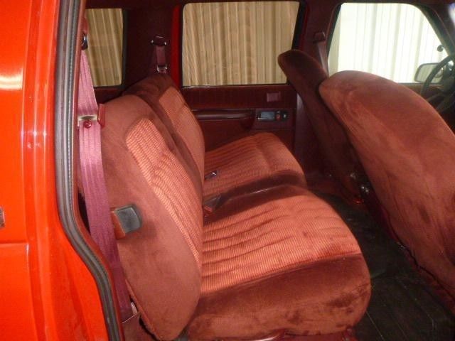 1993 Chevrolet Suburban K1500 4WD - photo 12