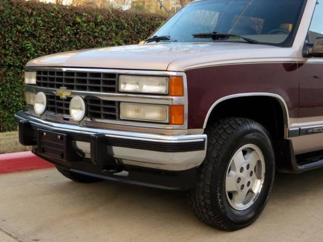 1993 Chevrolet Suburban K1500 4dr 4WD SUV - photo 13