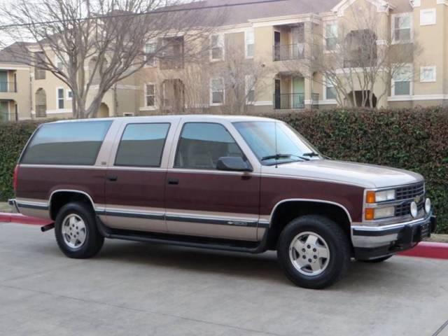 1993 Chevrolet Suburban LT LEATHER 3RD ROW 4X4 63K MILES CLEAN GARAGED WOW - photo 9