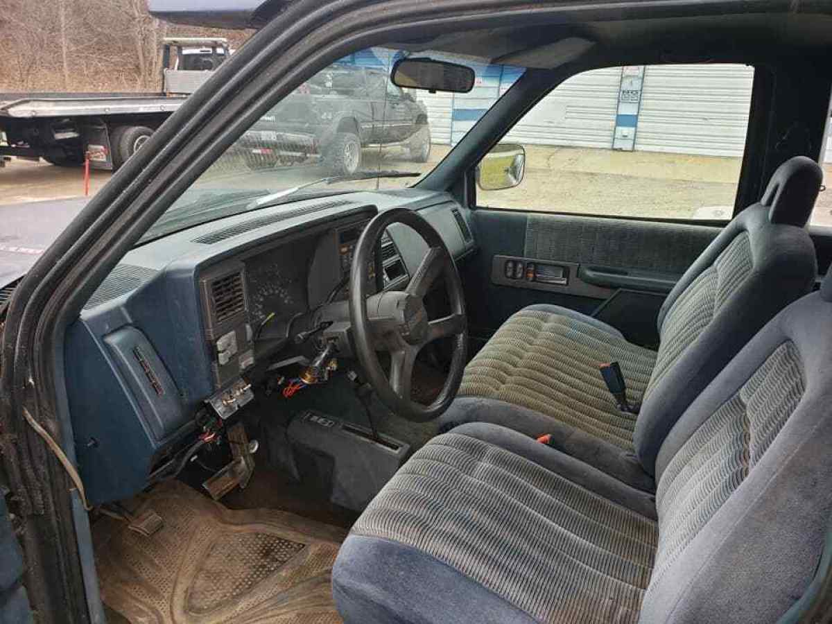 1993 Chevrolet C/K Pickup 2500 - photo 6