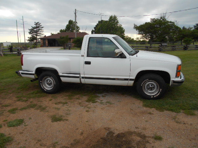 1993 Chevrolet C/K Pickup 1500 - photo 6