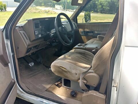 1993 Chevrolet C/K Pickup 3500 - photo 9