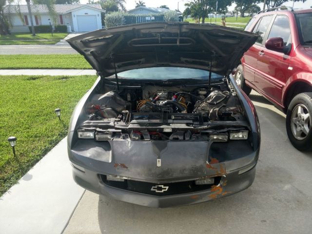 1993 Chevrolet Camaro - photo 2