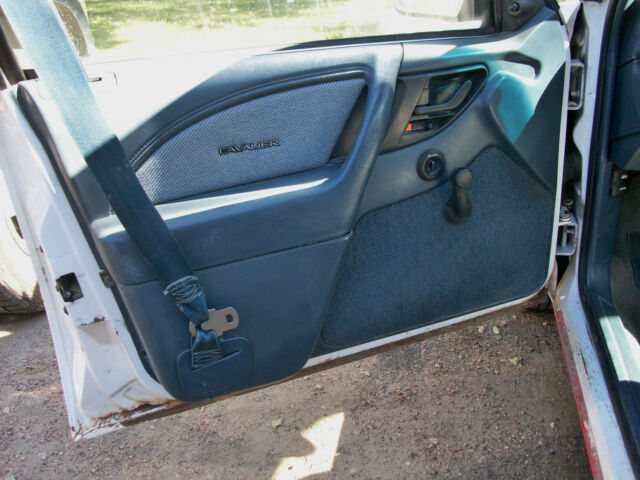 1993 Chevrolet Cavalier Red stripes - photo 11