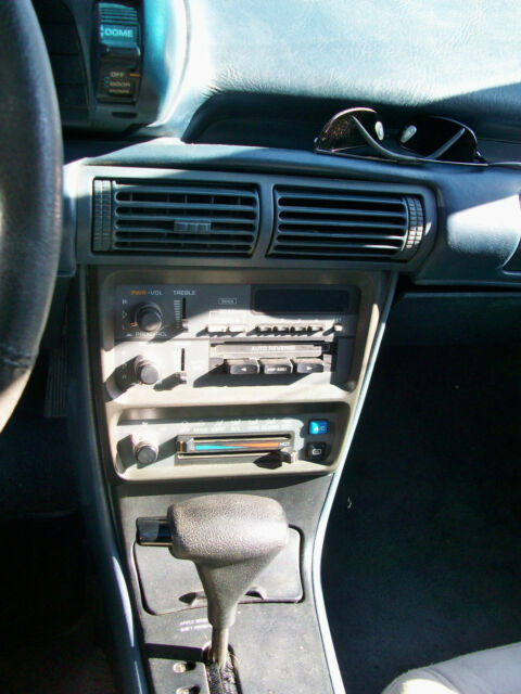 1993 Chevrolet Cavalier Red stripes - photo 8