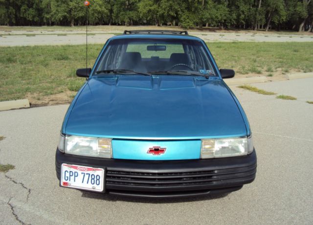 1993 Chevrolet Cavalier - photo 3