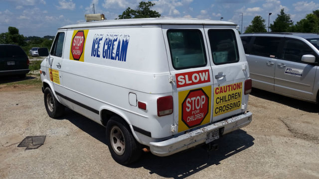 1993 Chevrolet G20 Van - photo 4