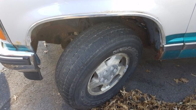 1993 Chevrolet C/K Pickup 1500 - photo 3