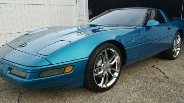1993 chevy corvette LT1 40th anniverrsary 83k verry well mantanine 1993 Chevrolet Corvette 40 anniversary
