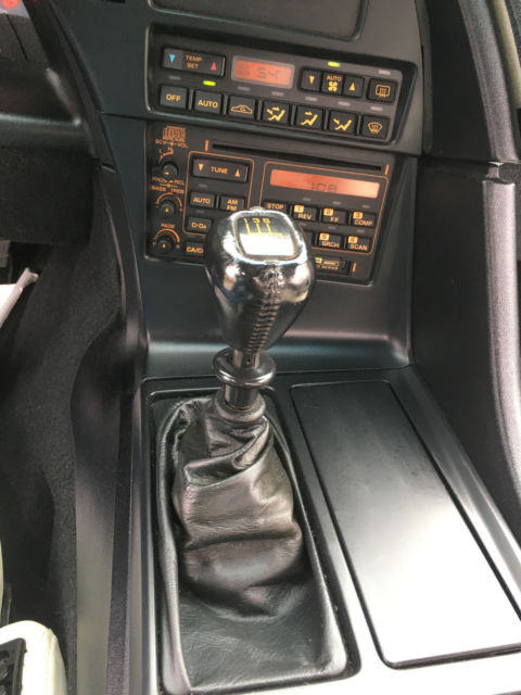 1993 Chevrolet Corvette Power windows, locks, airbags, cd, air - photo 7
