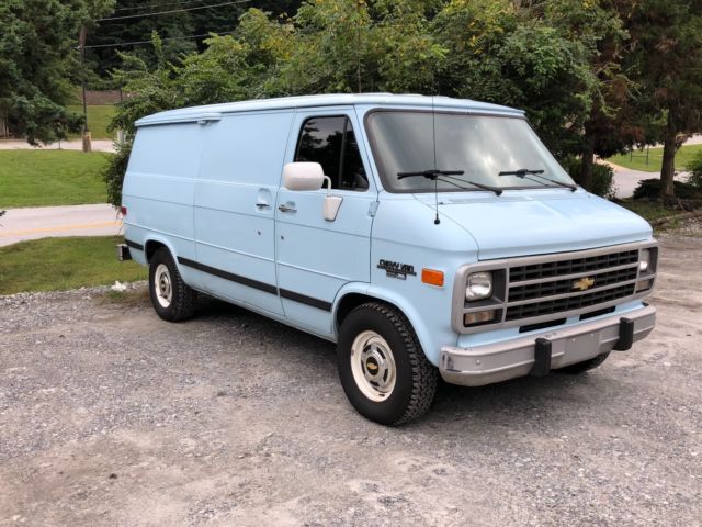1993 Chevrolet G20 Van - photo 3