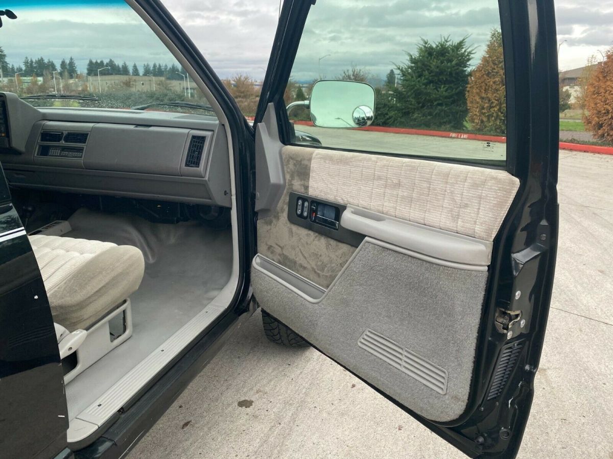 1993 Chevrolet Silverado 2500 - photo 10