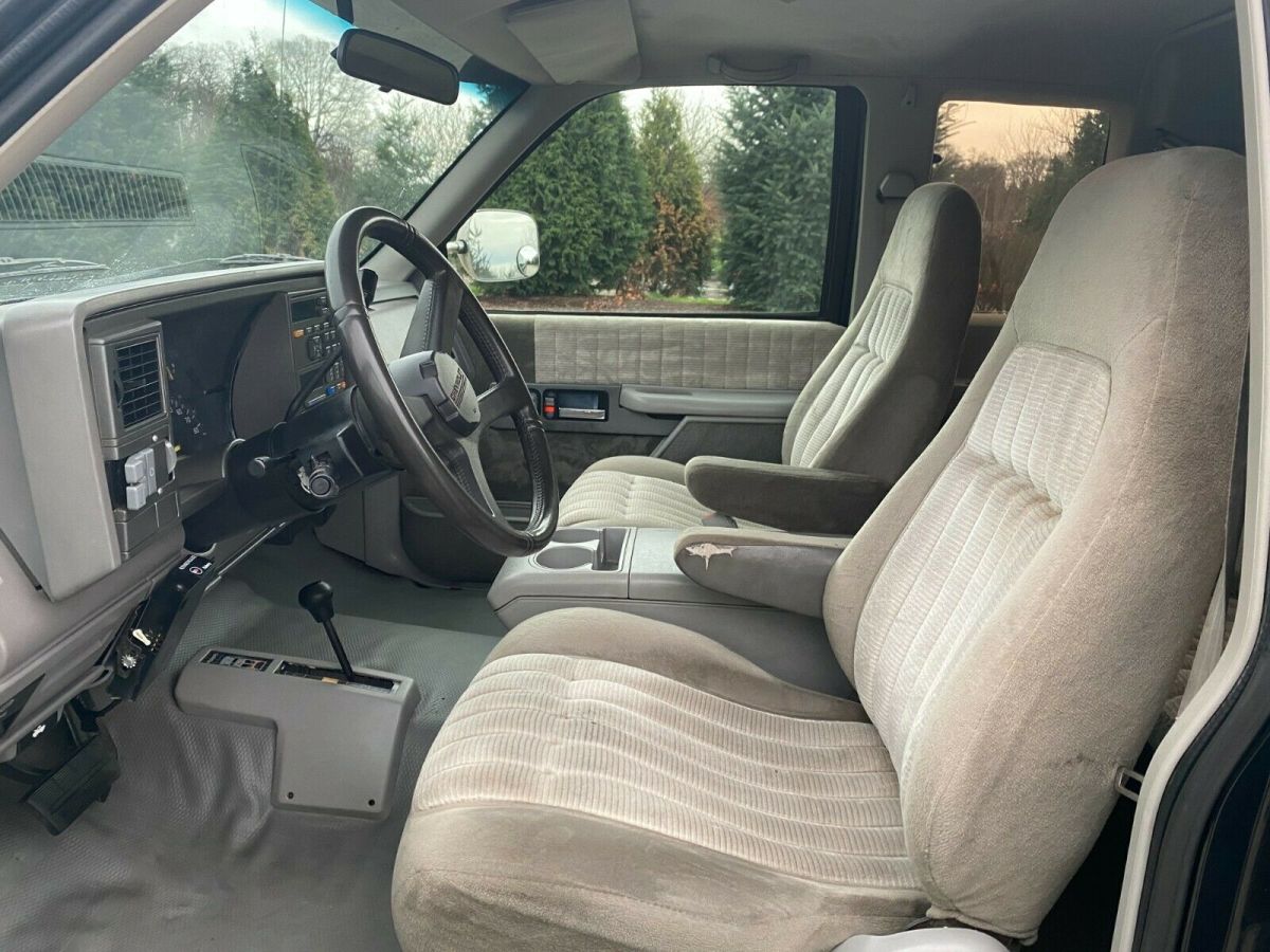 1993 Chevrolet Silverado 2500 - photo 12