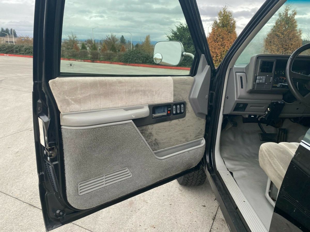 1993 Chevrolet Silverado 2500 - photo 8