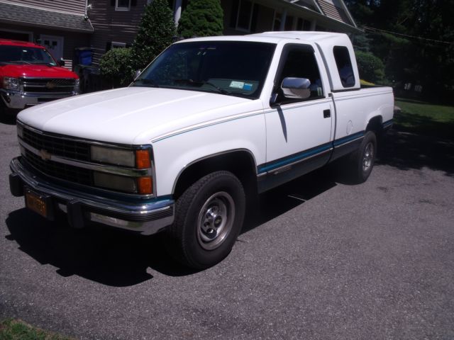 1993 Chevrolet C/K Pickup 2500 SILVERADO - photo 3
