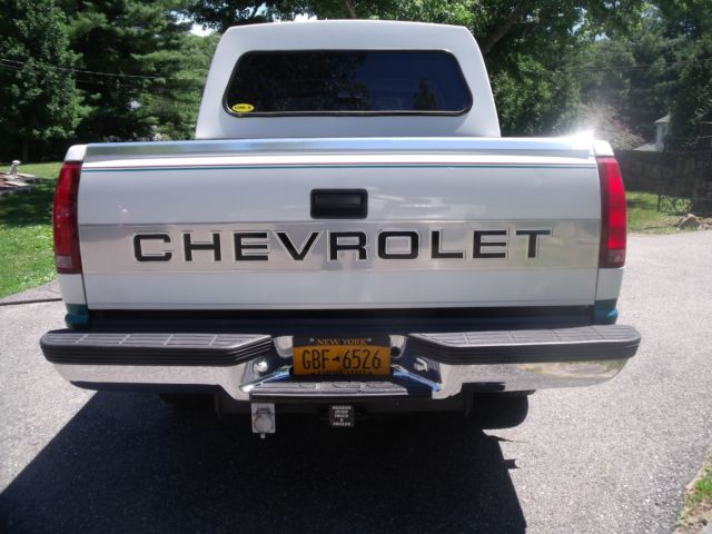 1993 Chevrolet C/K Pickup 2500 SILVERADO - photo 6