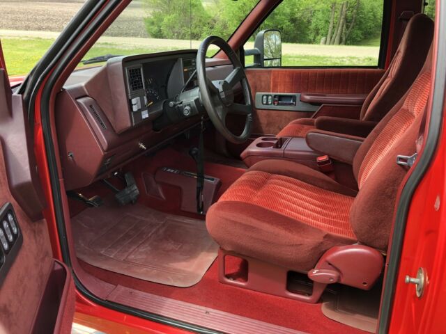 1993 Chevrolet C/K Pickup 2500 Silverado - photo 8