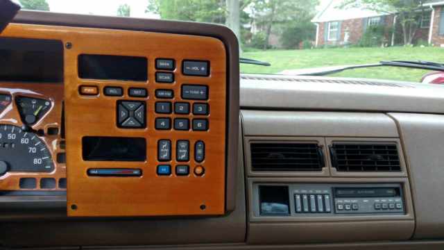 1993 Chevrolet C/K Pickup 1500 Custom - photo 10