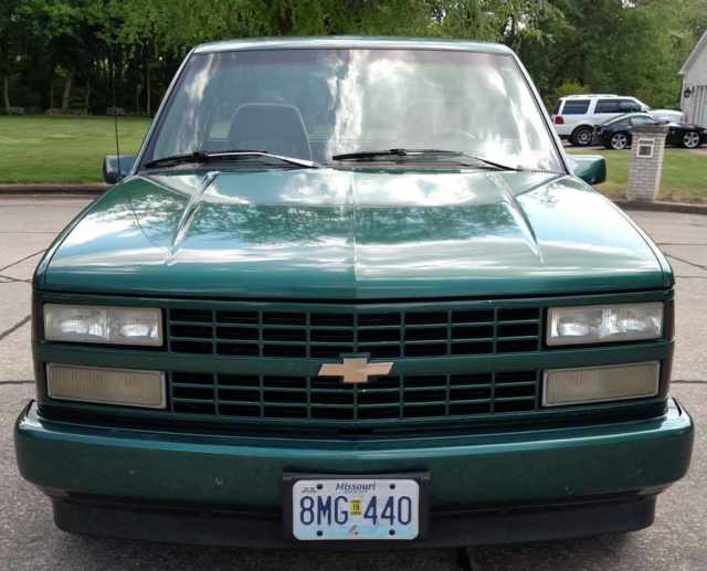 1993 Chevrolet C/K Pickup 1500 Custom - photo 2