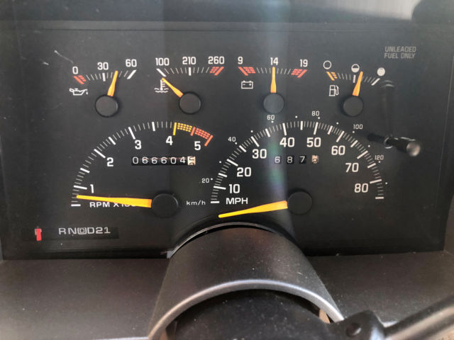 1993 Chevrolet Suburban - photo 8