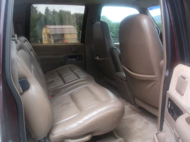 1993 Chevrolet Suburban - photo 8
