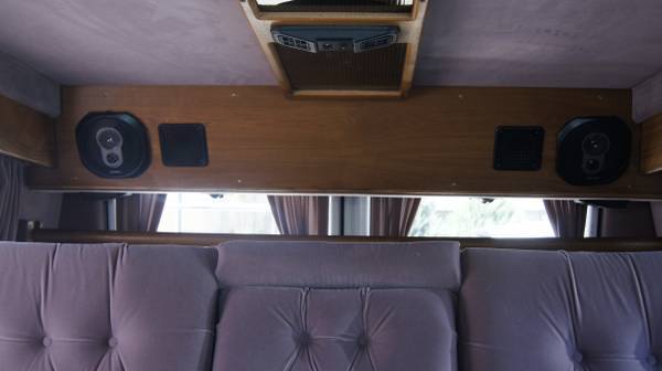 1993 Chevrolet Express Camper Van - photo 8