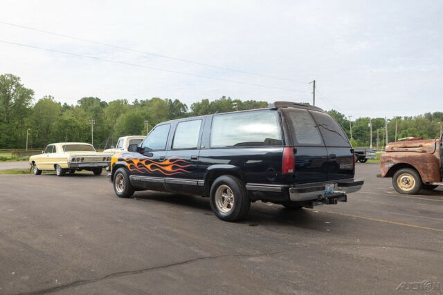 1993 Chevrolet Suburban Cheyenne - photo 3