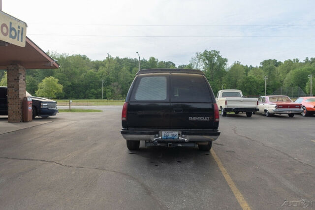 1993 Chevrolet Suburban Cheyenne - photo 4
