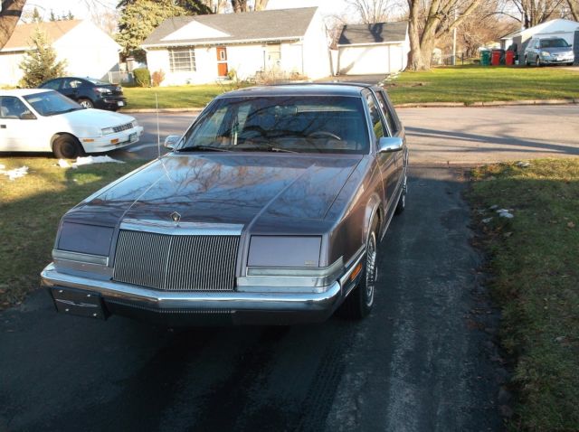 1993 Chrysler Imperial new yorker nice car 1993 Chrysler Imperial