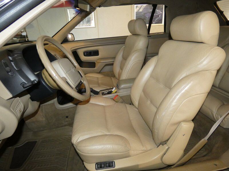 1993 Chrysler LeBaron LX - photo 8
