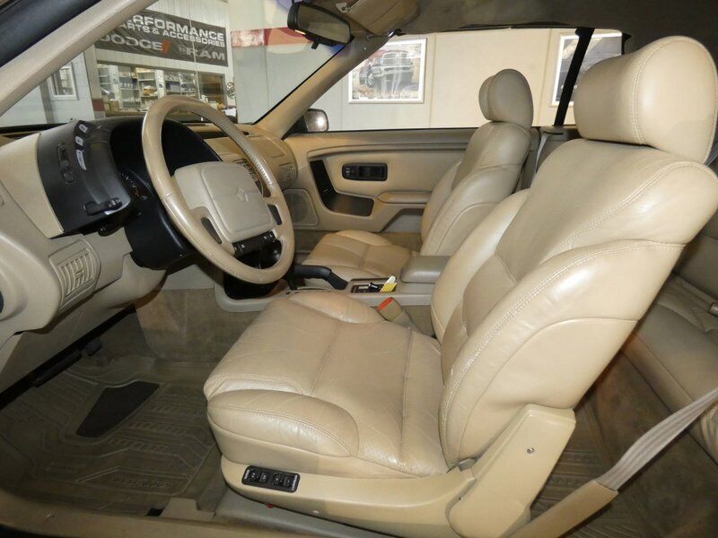 1993 Chrysler LeBaron LX - photo 9