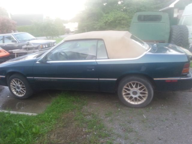 1993 Chrysler LeBaron GTC - Convertible - photo 2