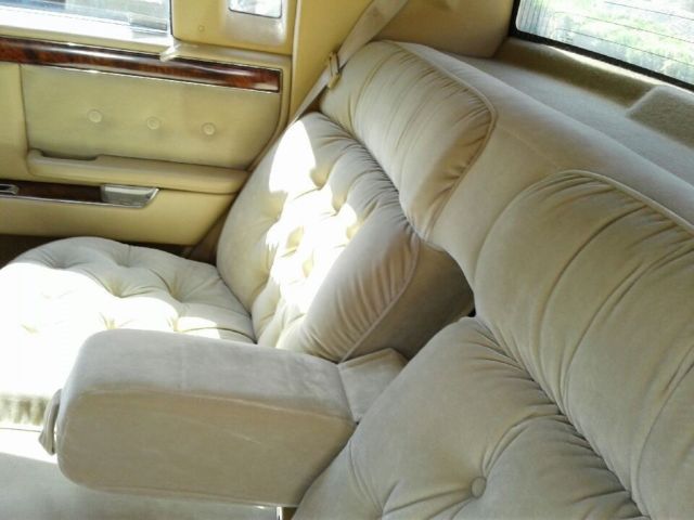 1993 Chrysler New Yorker 5th ave - photo 9